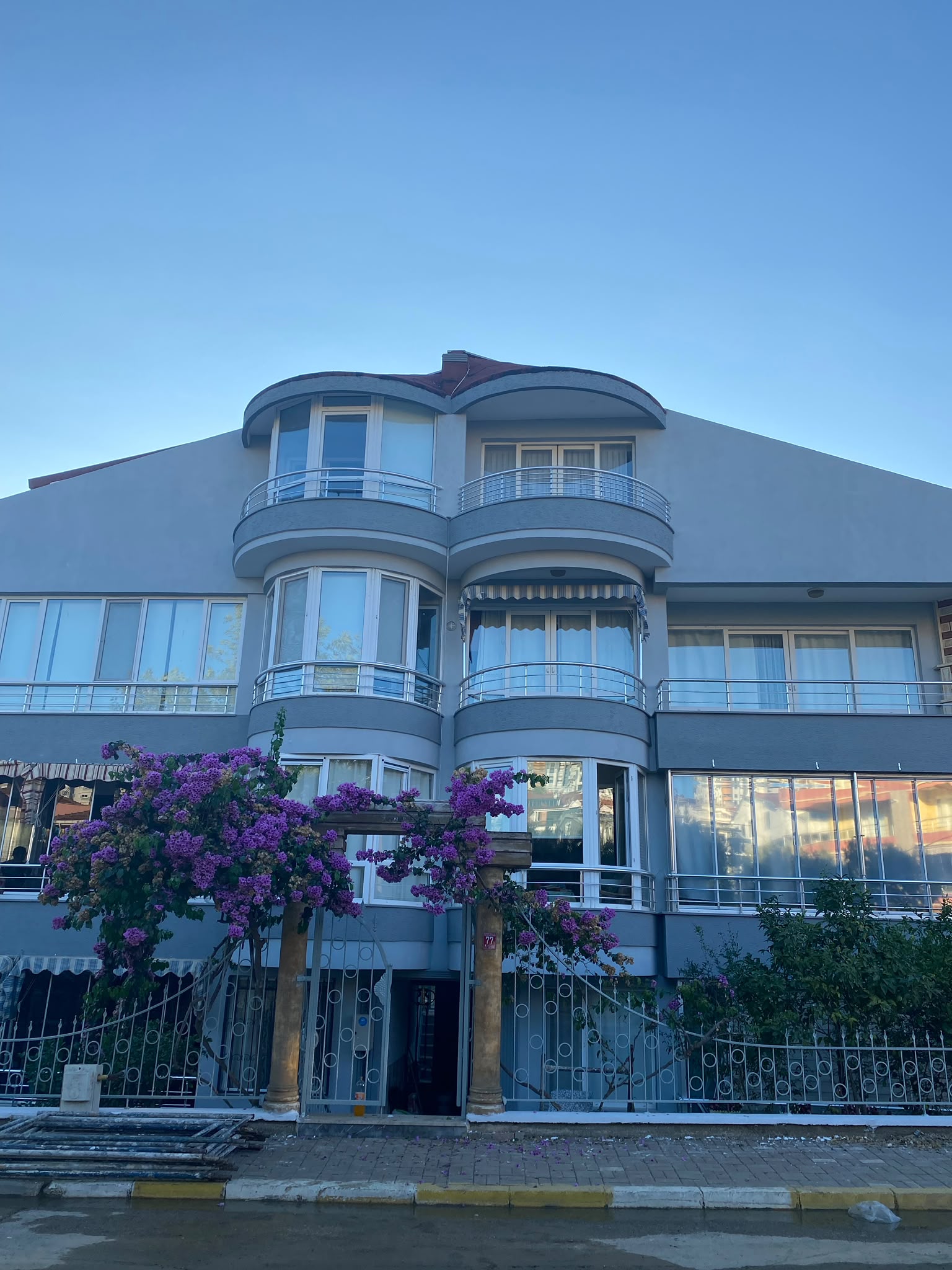 Zeynep Apartmanı